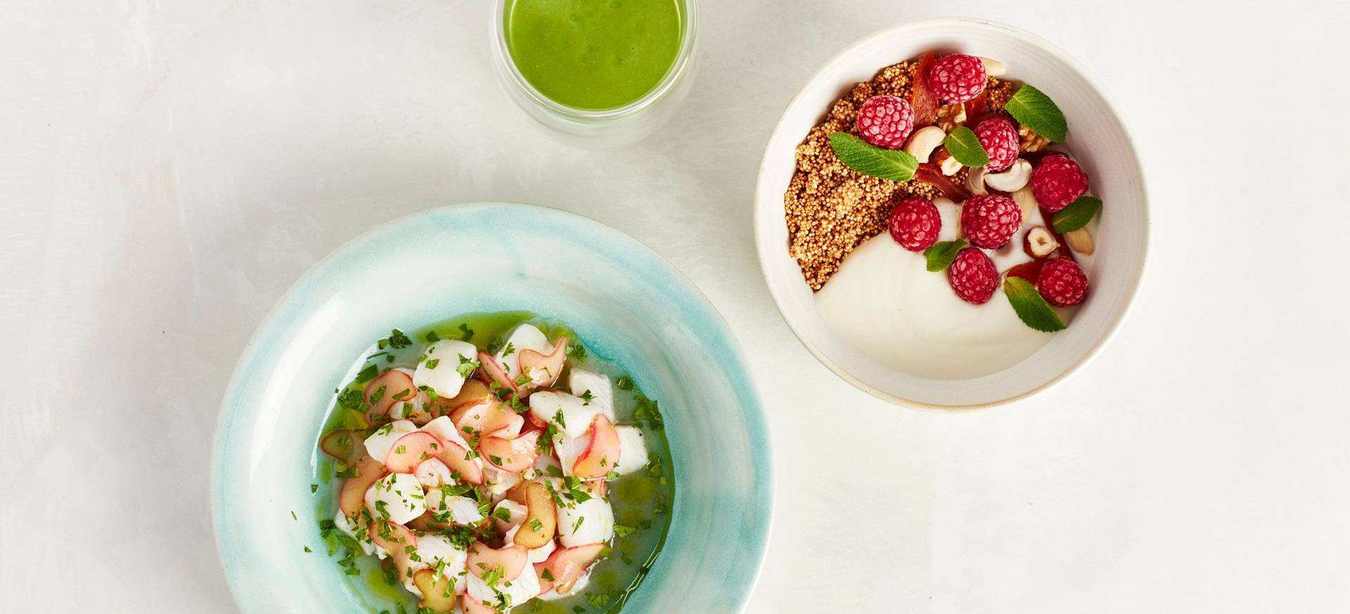 Katerfrühstück aus Sauerampfer Smoothie, Amaranth Bowl & Rhabarber Ceviche