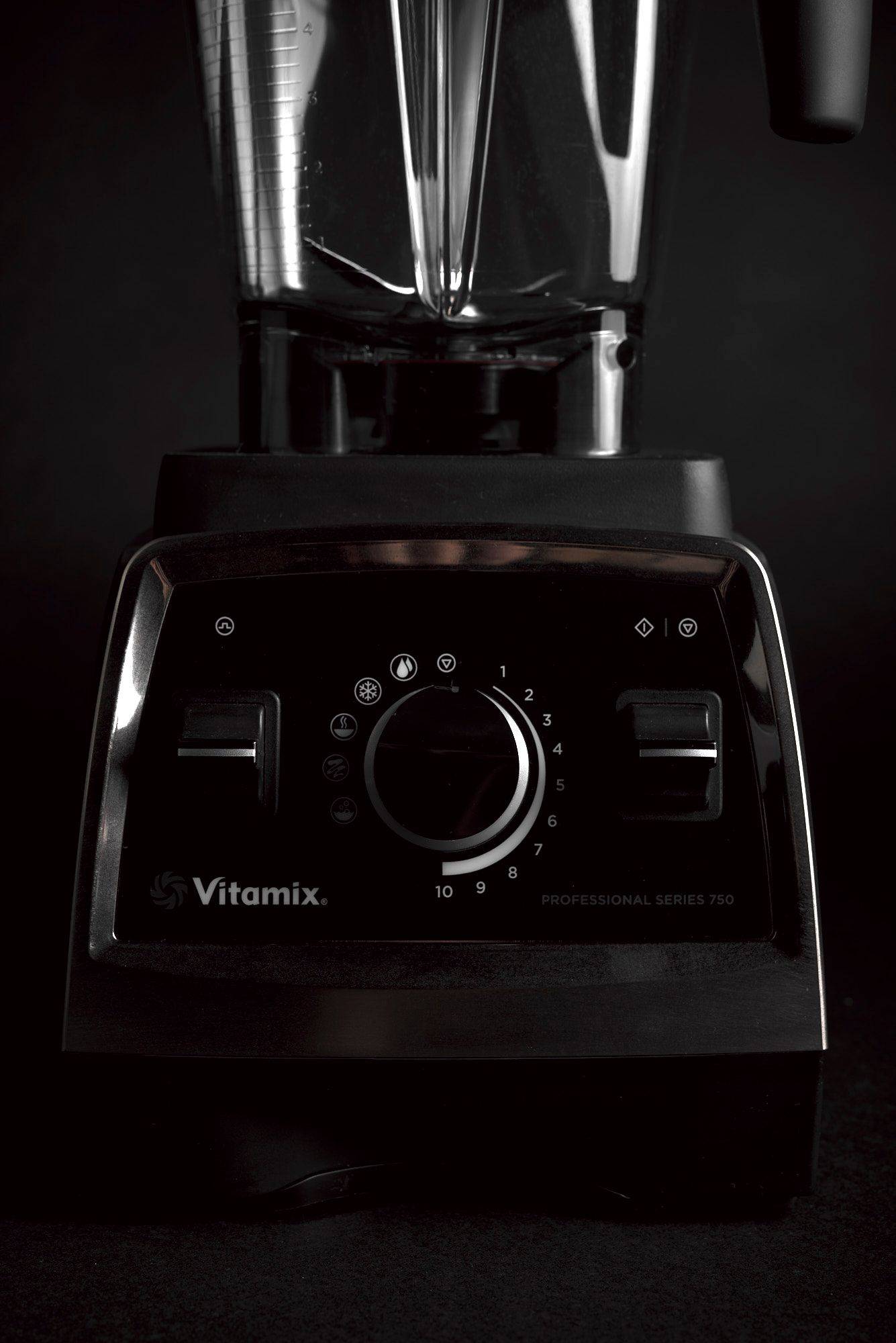 vitamix-professional-series-750-kitchen-blender vitamix professional series 750 kitchen blender on black background