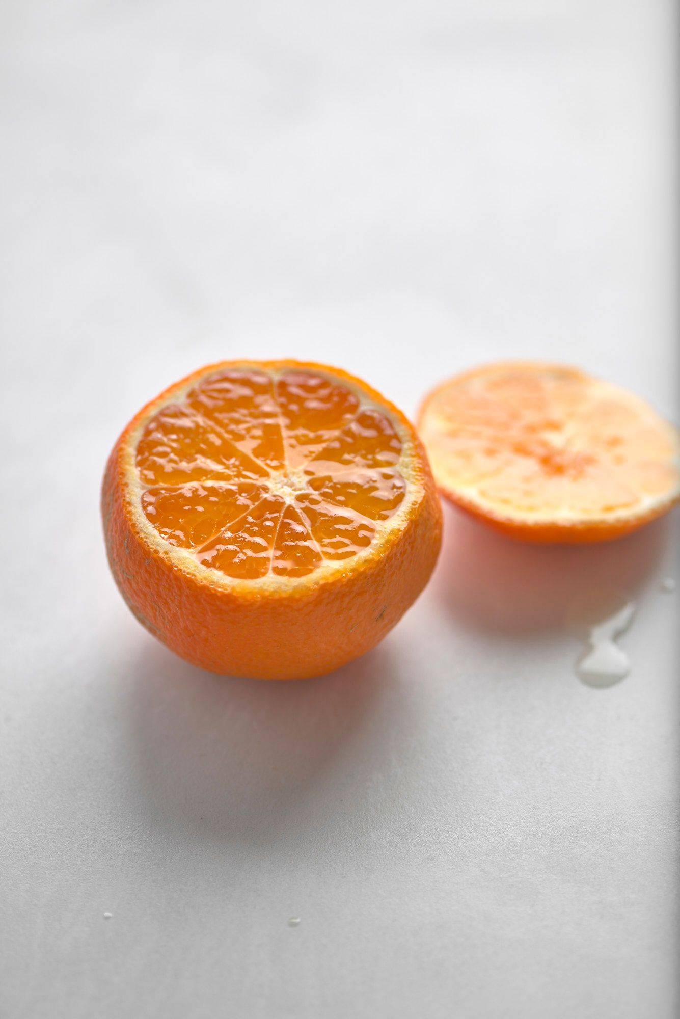 tangerine a tangerine on a white sapienstone top