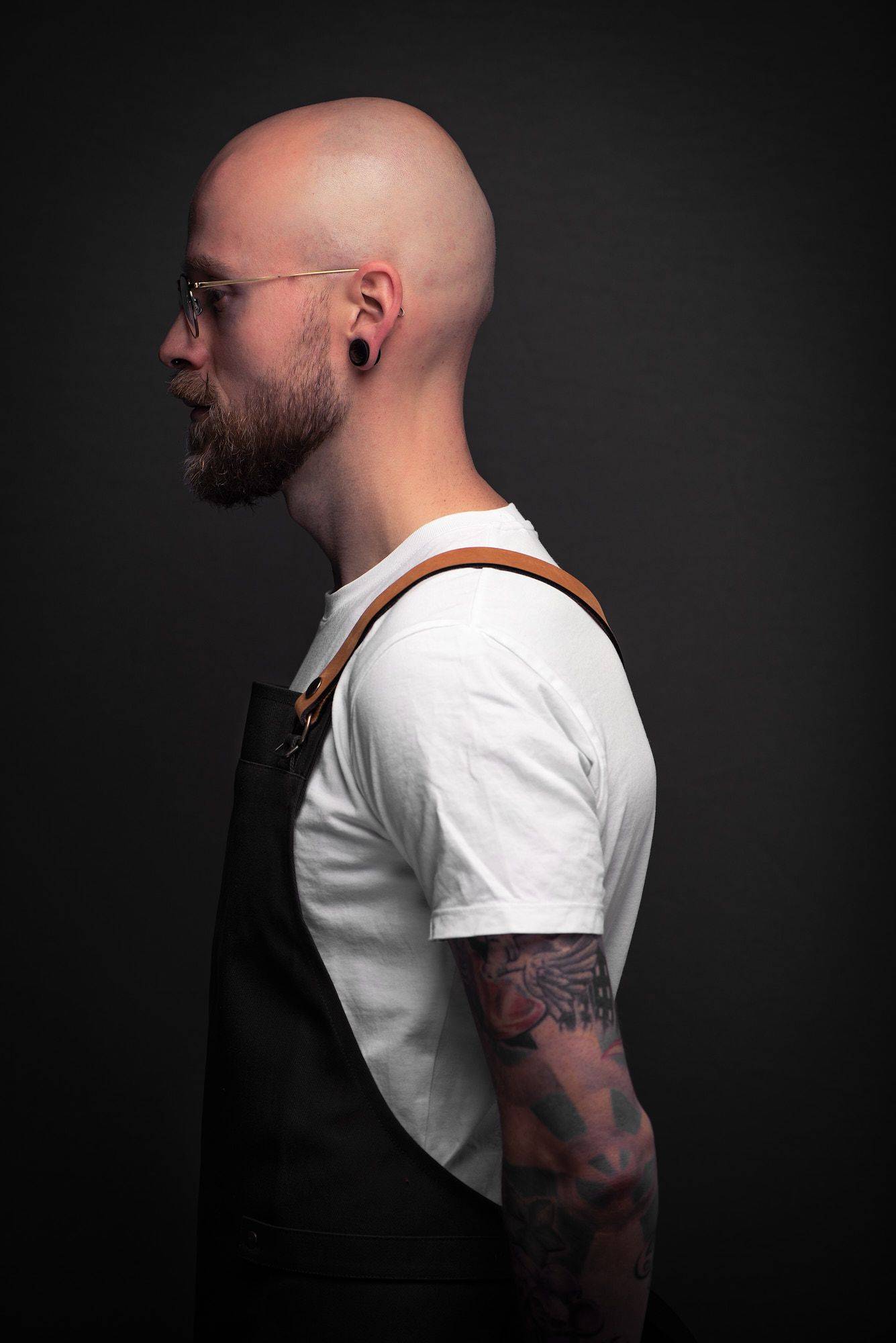 gusswerk-aprons Ben Donath wearing a gusswerk apron