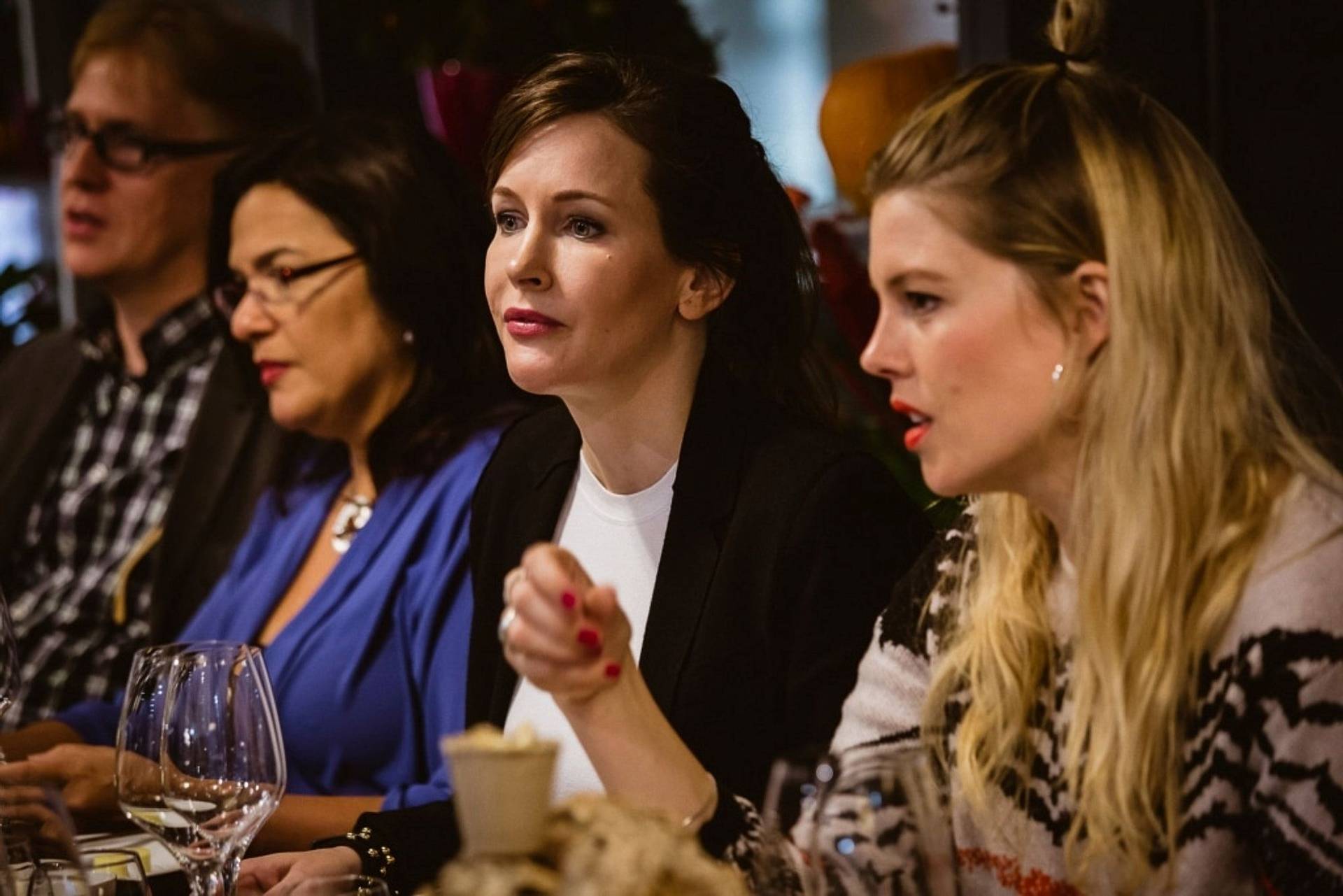 multi-sensory-dinner-at-miele-gallery-berlin the art of smart eating dinner at the miele gallery berlin for the berlin food week