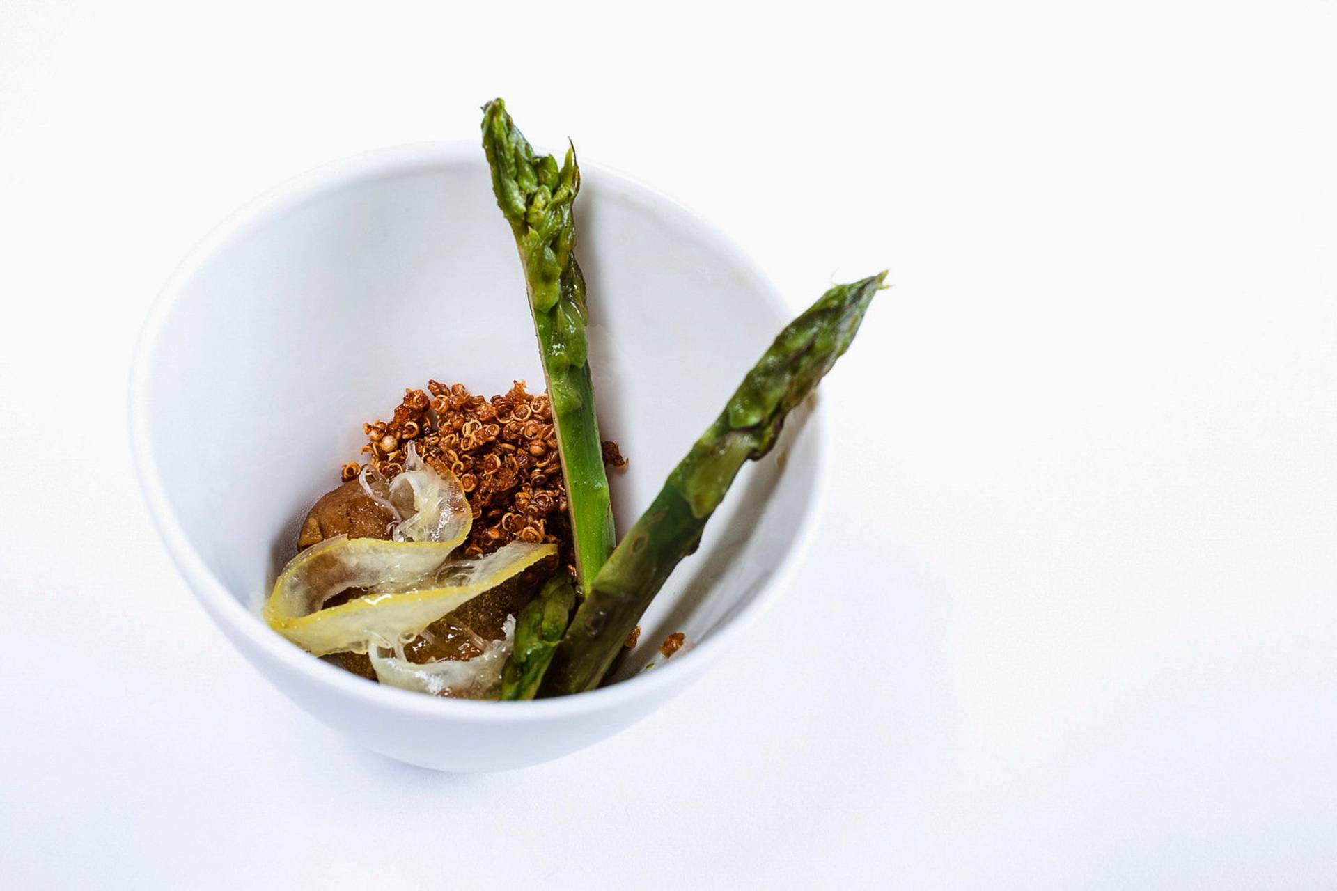 multi-sensory-dinner-at-miele-gallery-berlin the art of smart eating dinner at the miele gallery berlin for the berlin food week